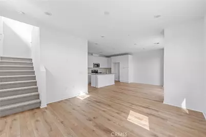 9423 1/2 N. Sepulveda Blvd. #6, North Hills, CA 91343 - Photo 5