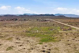 41016 150th, Lake Los Angeles, CA 93535 - Photo 17