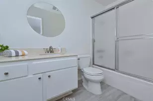 12951 Riverside Dr, Sherman Oaks, CA 91423 - Photo 37