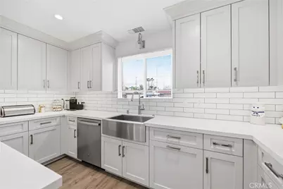 2235 Clover, Simi Valley, CA 93065 - Photo 3