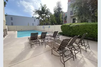 15344 Weddington, Sherman Oaks, CA 91411 - Photo 3