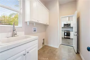 889 Lindamere Ct, Simi Valley, CA 93065 - Photo 45