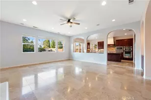 889 Lindamere Ct, Simi Valley, CA 93065 - Photo 5