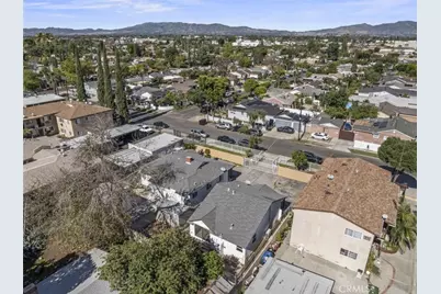 14722 Strathern, Panorama City, CA 91402 - Photo 31