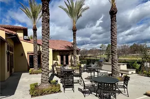 28649 Jardineras Dr, Valencia, CA 91354 - Photo 39
