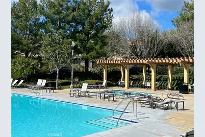 28649 Jardineras Drive, Valencia, CA 91354 - Photo 35