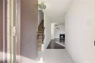 7738 Via Napoli, Burbank, CA 91504 - Photo 5