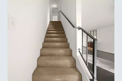 7738 Via Napoli #50, Burbank, CA 91504 - Photo 23