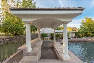 25301 Prado De Los Arboles, Calabasas, CA 91302 - Photo 21