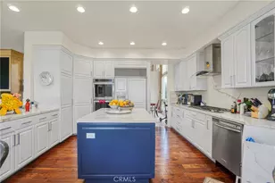 23201 Park Corniche, Calabasas, CA 91302 - Photo 19