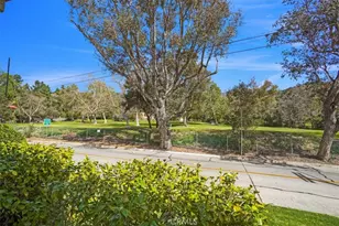 1083 E Fairmount, Burbank, CA 91501 - Photo 23