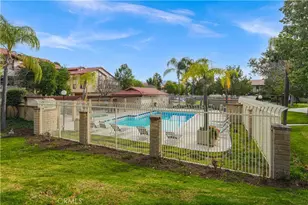 28015 Sarabande Ln, Canyon Country, CA 91387 - Photo 19