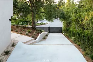 17930 Karen Dr, Encino, CA 91316 - Photo 39