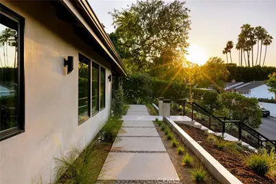17930 Karen Drive, Encino, CA 91316 - Photo 5