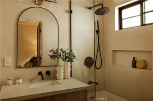17930 Karen Dr, Encino, CA 91316 - Photo 27