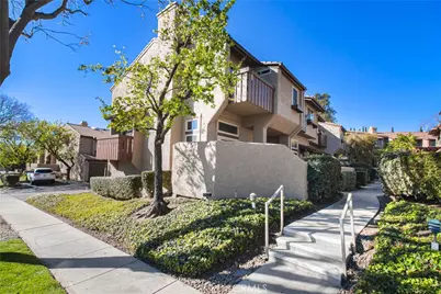 2445 Chandler #2, Simi Valley, CA 93065 - Photo 31