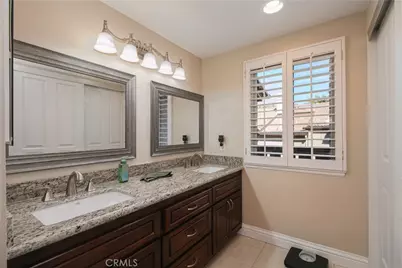 2445 Chandler #2, Simi Valley, CA 93065 - Photo 25