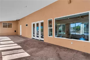 10234 Clover Dr, Oak Hills, CA 92344 - Photo 15