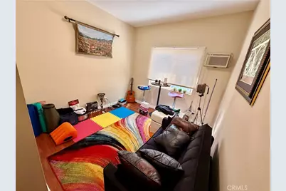 536 W 42nd Street, Los Angeles, CA 90037 - Photo 19