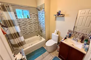 536 W 42nd St, Los Angeles, CA 90037 - Photo 21