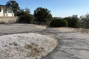 2124 Patagonia Dr, La Canada Flintridge, CA 91011 - Photo 19