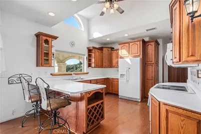 43738 Mountain View Rd, Lake Hughes, CA 93532 - Photo 15