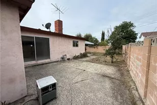 7633 Ampere, North Hollywood, CA 91605 - Photo 9