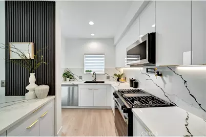 1020 Hilldale, West Hollywood, CA 90069 - Photo 23