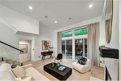1020 Hilldale, West Hollywood, CA 90069 - Photo 11