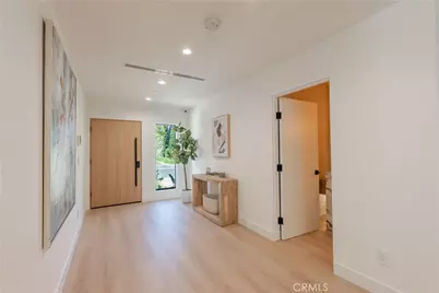 6144 Zelzah Avenue, Encino, CA 91316 - Photo 3