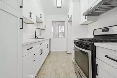 20134 Leadwell #263, Winnetka, CA 91306 - Photo 9