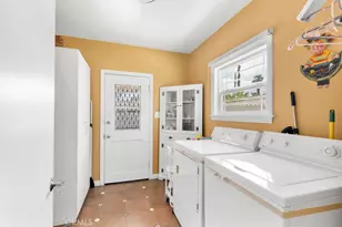 14024 Califa, Los Angeles, CA 91401 - Photo 9