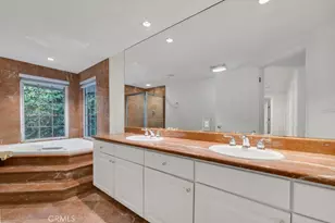 4446 Hayvenhurst Ave, Encino, CA 91436 - Photo 33