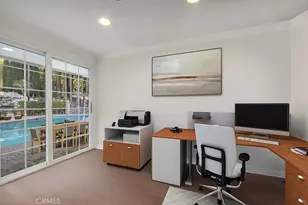 4446 Hayvenhurst Ave, Encino, CA 91436 - Photo 31