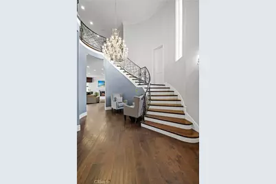 22510 La Quilla, Chatsworth, CA 91311 - Photo 5