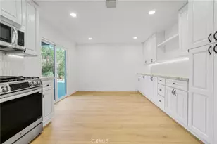 27311 Country Glen, Agoura Hills, CA 91301 - Photo 13