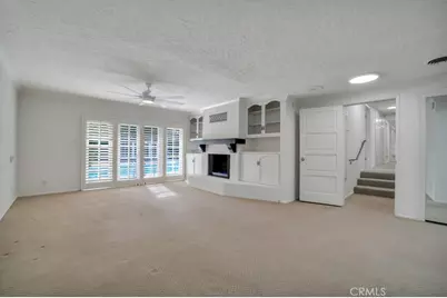 4809 Queen Victoria Road, Woodland Hills, CA 91364 - Photo 5