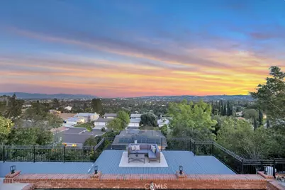 5952 Woodland View Drive, Woodland Hills, CA 91367 - Photo 21