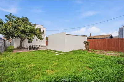 844 W 74th, Los Angeles, CA 90044 - Photo 41