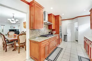 19624 Kittridge St, Reseda, CA 91335 - Photo 11