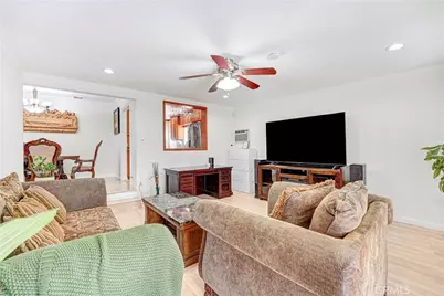 19624 Kittridge Street, Reseda, CA 91335 - Photo 15