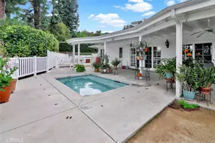 16244 Dorilee Ln, Encino, CA 91436 - Photo 39