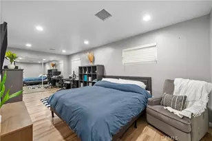 11228 Blythe, Los Angeles, CA 91352 - Photo 27