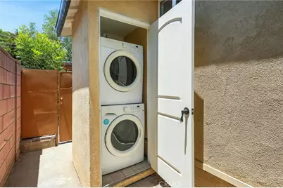 9221 Swinton Ave, North Hills, CA 91343 - Photo 13