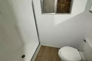 102 Northrup, Bakersfield, CA 93307 - Photo 31