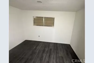 102 Northrup, Bakersfield, CA 93307 - Photo 35