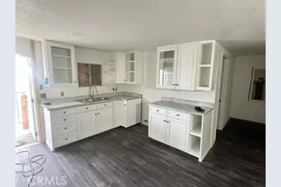 102 Northrup, Bakersfield, CA 93307 - Photo 11