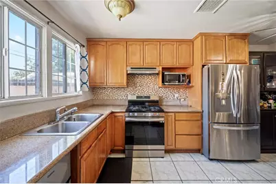 9168 Vena Avenue, Arleta, CA 91331 - Photo 9