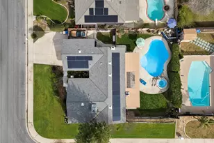 1504 Moraine Ct, Bakersfield, CA 93309 - Photo 7