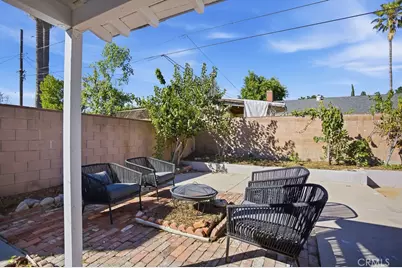 21045 Blythe Street, Canoga Park, CA 91304 - Photo 37